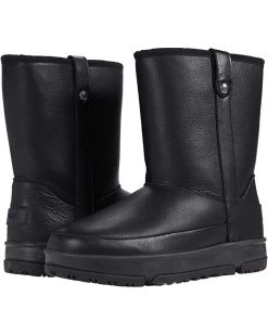 UGG Boots Classic Weather Short